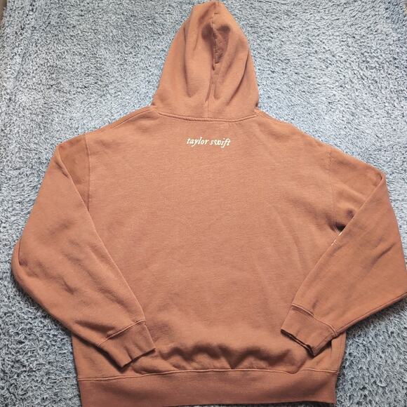 Taylor Swift Sweatshirt Adult Medium Brown Folklore Album Hoodie Pullover Fleece - Picture 5 of 6